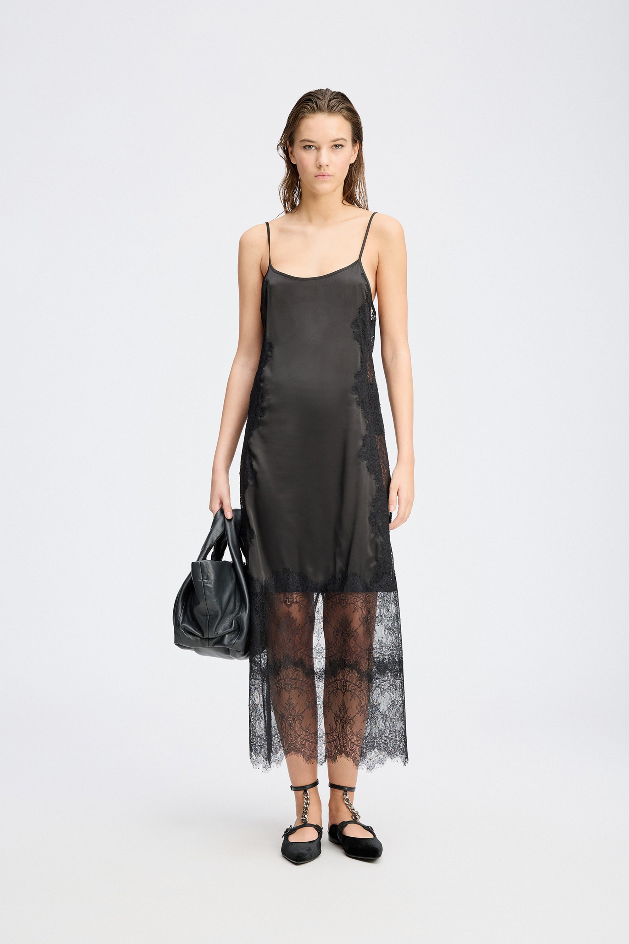 LAZO SLIP - BLACK