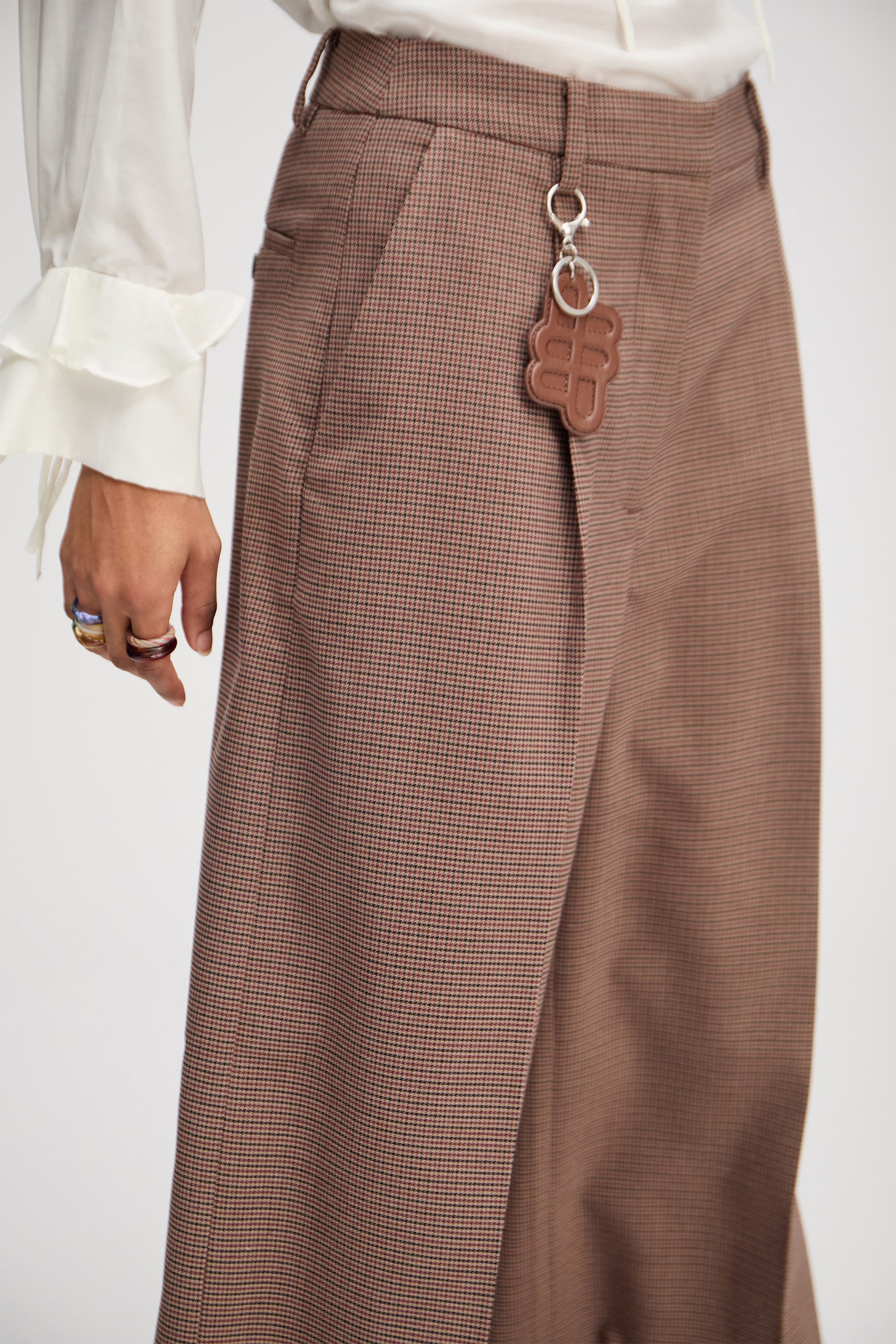 LUPON - BROWN