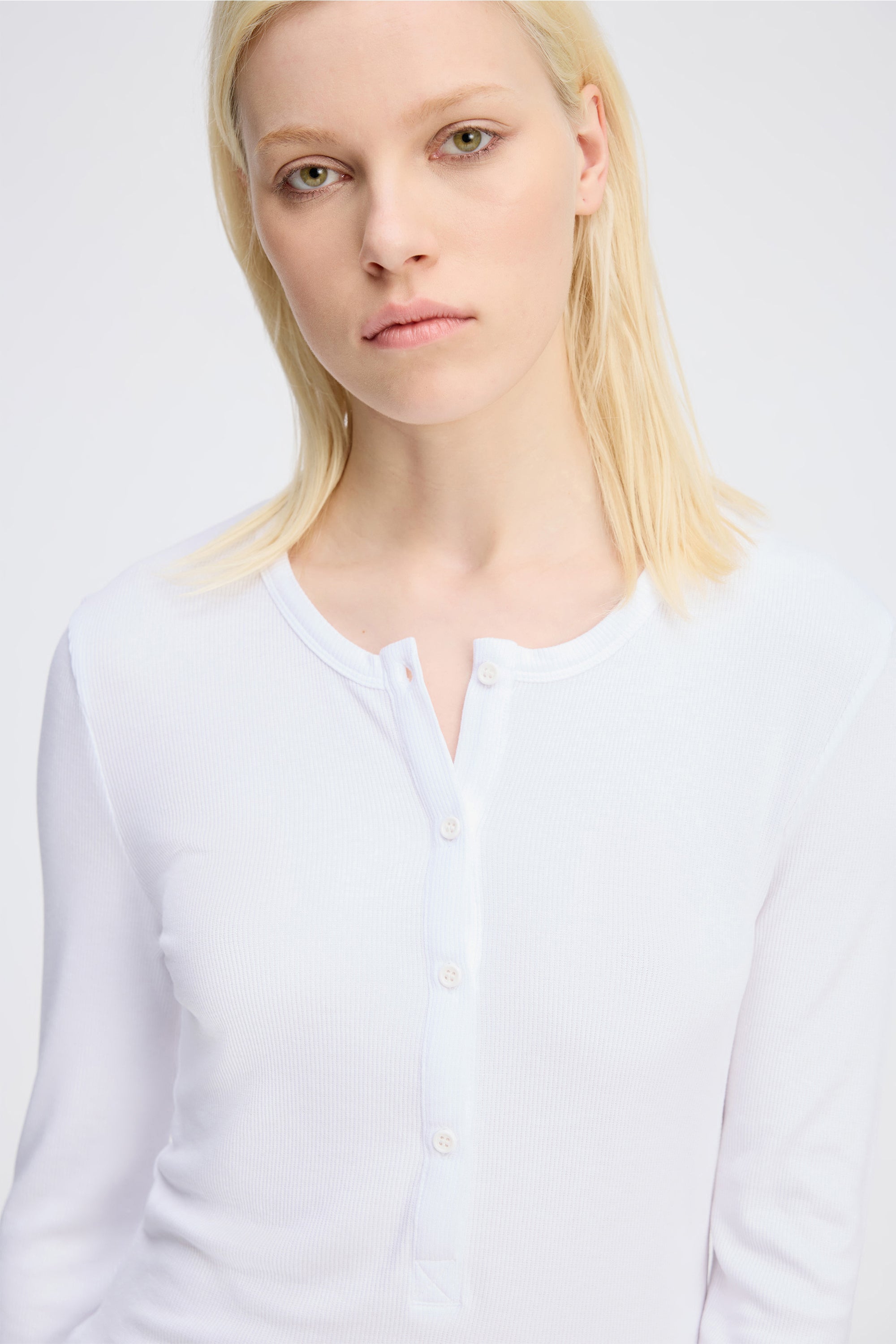 GRACE - WHITE