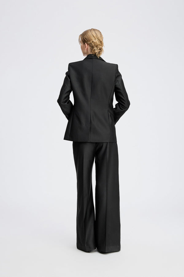 RILLO - BLACK