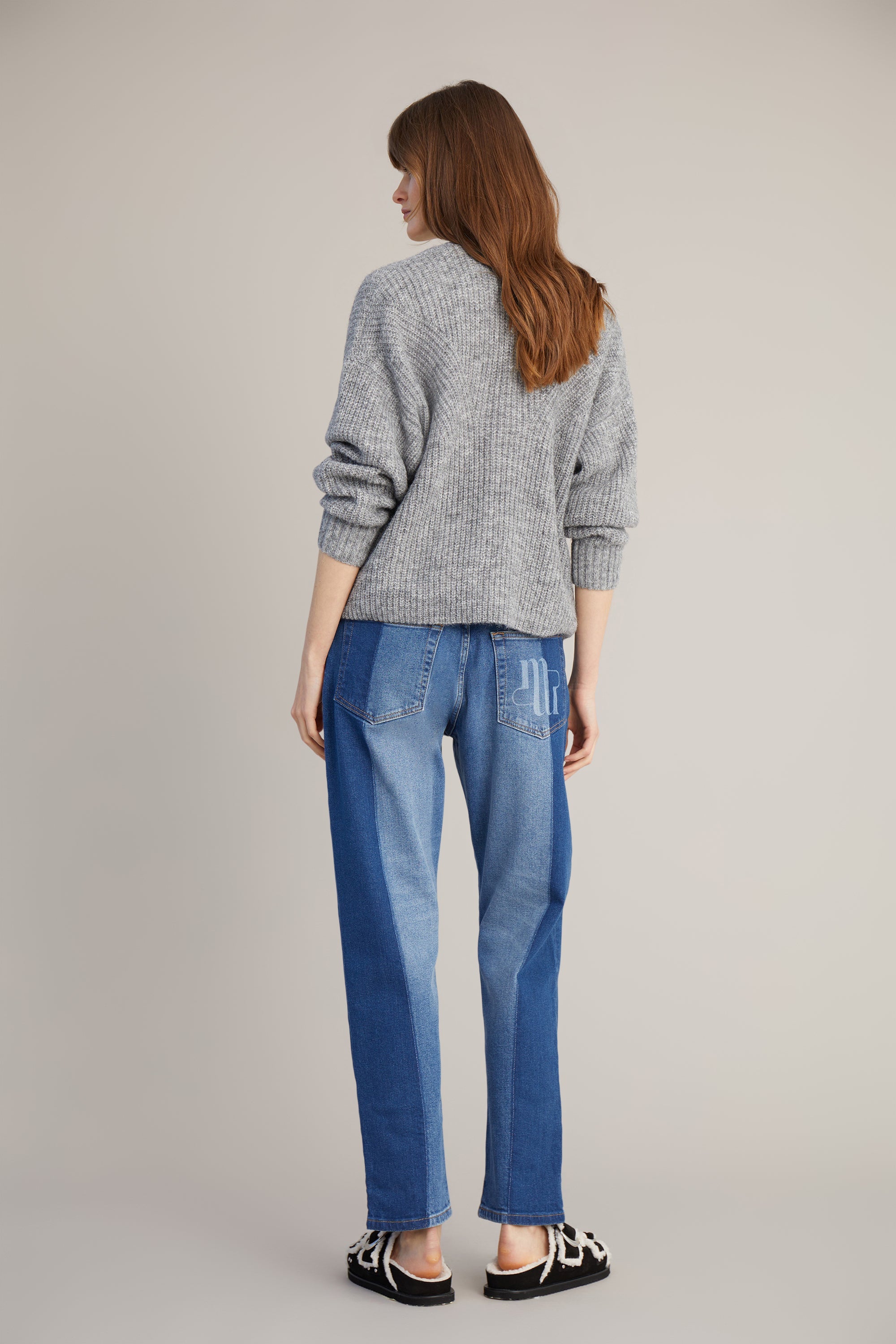 DARK - GREY