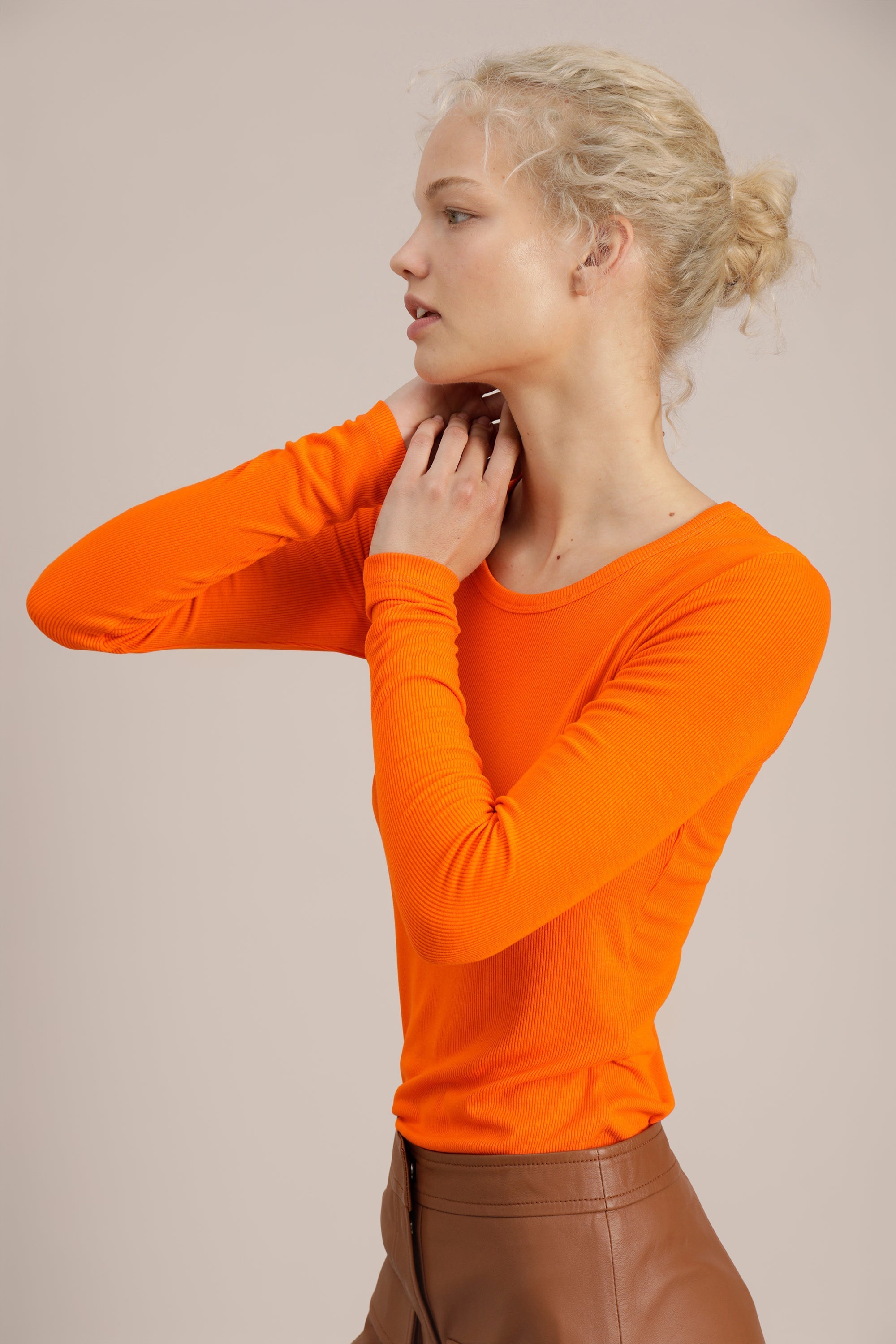CUTEST - ORANGE